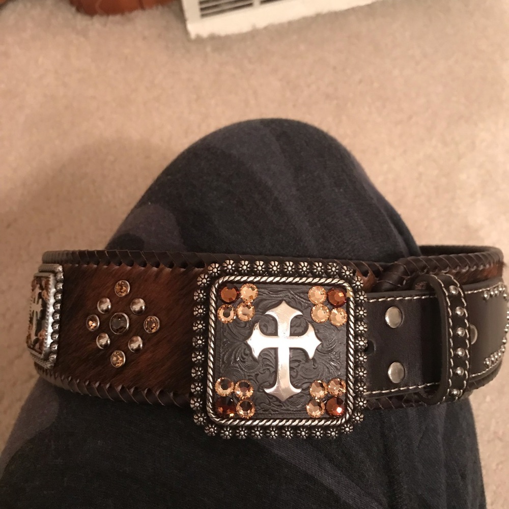 Nocona belt with cow hide and rhinestone stunning